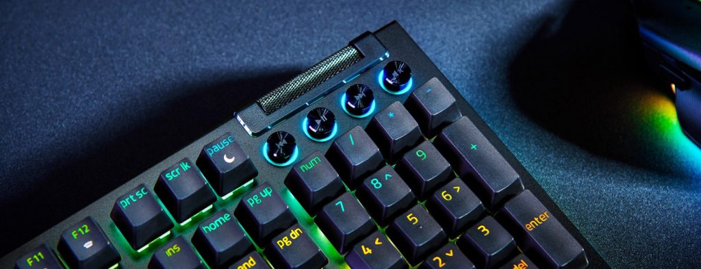 Bàn phím cơ Razer Blackwidow V4 X Yellow switch