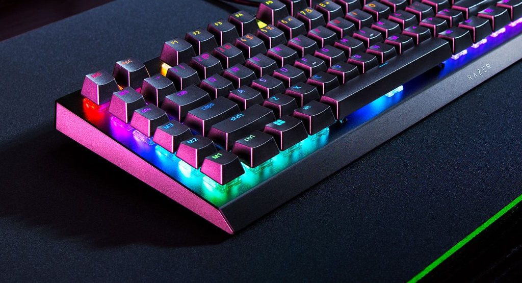 Bàn phím cơ Razer Blackwidow V4 X Yellow switch